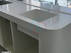 KHÁM PHÁ SỰ SANG TRỌNG VÀ TIỆN NGHI VỚI MẶT BẾP BẰNG ĐÁ NHÂN TẠO SOLID SURFACE
