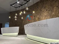 Đá Solid Surface thi công quầy lễ tân, quầy bar - Lựa chọn hoàn hảo cho không gian sang trọng