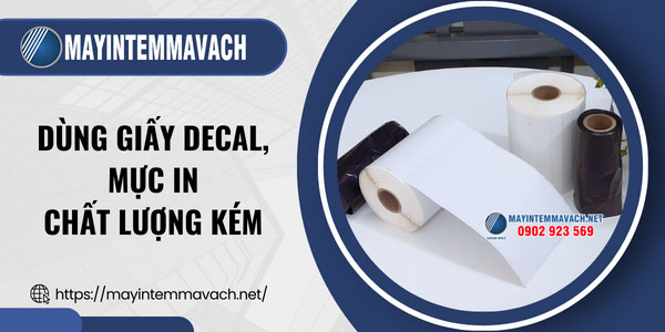Đầu in máy in mã vạch bị xước do dùng giấy decal, mực in chất lượng kém Đầu in máy in mã vạch bị xước do dùng giấy decal, mực in chất lượng kém