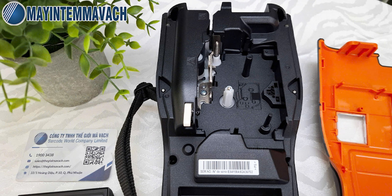 Máy in nhãn Brother PT-E560BT độ rộng in 24mm Máy in nhãn Brother PT-E560BT độ rộng in 24mm