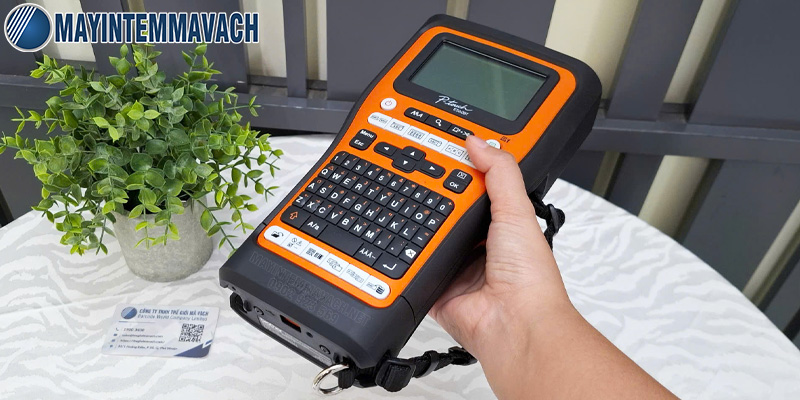 Máy in nhãn Brother PT-E560BT giải pháp đánh dấu chuyên nghiệp Máy in nhãn Brother PT-E560BT giải pháp đánh dấu chuyên nghiệp