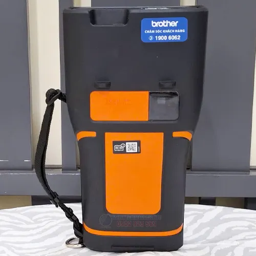 Máy in nhãn Brother PT-E560BT cầm tay di động