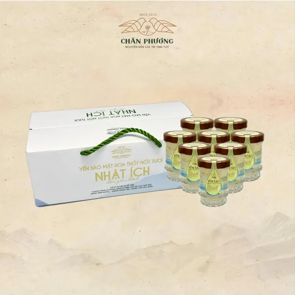 Set quà 08 Hũ Nhật Ích Yến Sào chưng sẵn với Mật hoa Thốt Nốt (75ml/hũ)