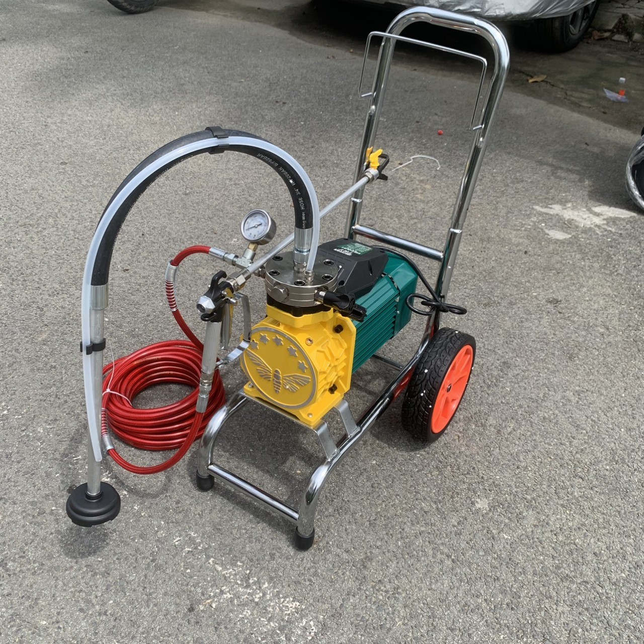 Máy phun sơn dầu công nghiệp