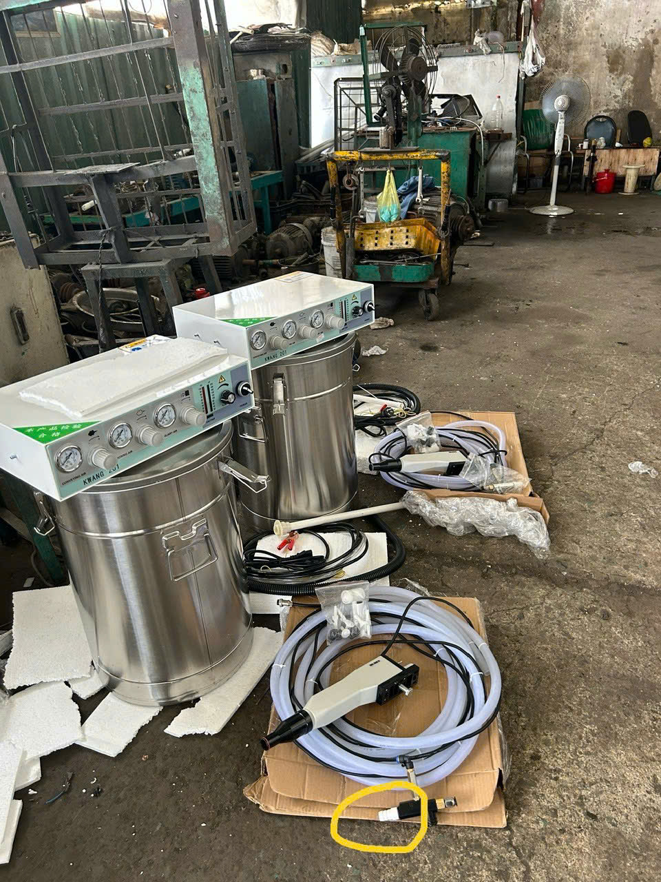 Súng phun sơn bột tĩnh điện