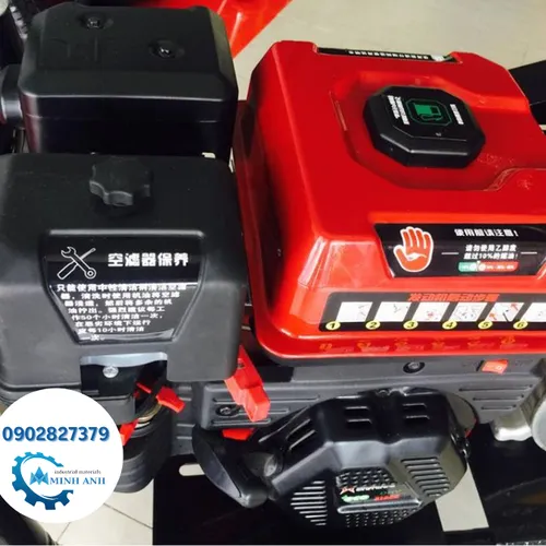 Máy Phun Bột Trét Tường Động Cơ Xăng GK-8600
