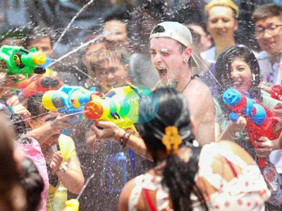 SONGKRAN WATER FEVER - THÁI LAN