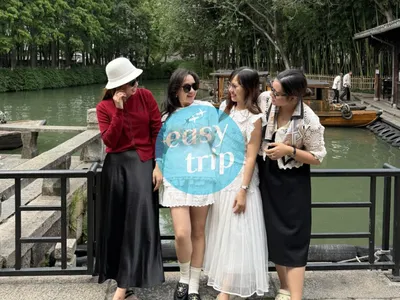 JIANGNAN LOVE POETRY