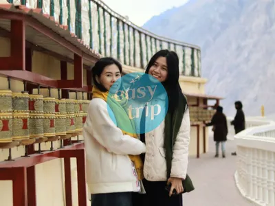LADAKH - FALL INTO THE OTHERWORLDLY