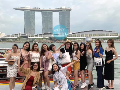 FUTURISTIC WORLD IN SING - MALAY