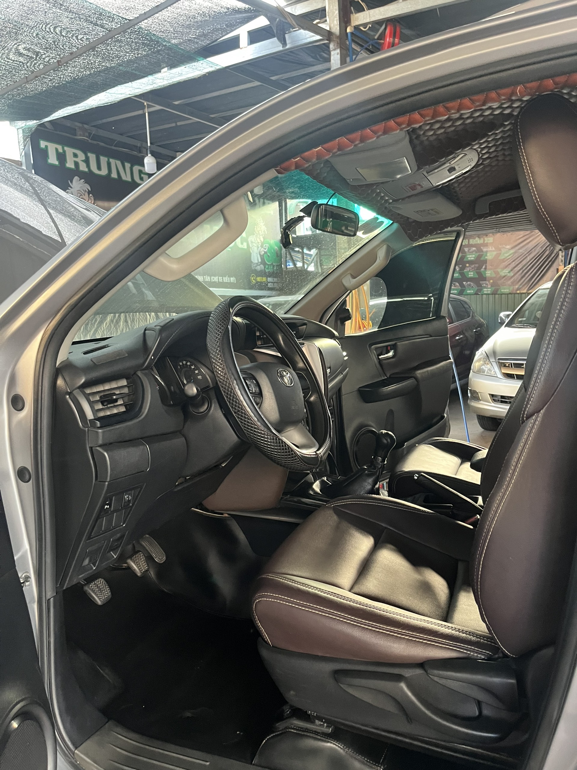 Ổ tô cũ Fortuner đời 2017 Ổ tô cũ Fortuner đời 2017