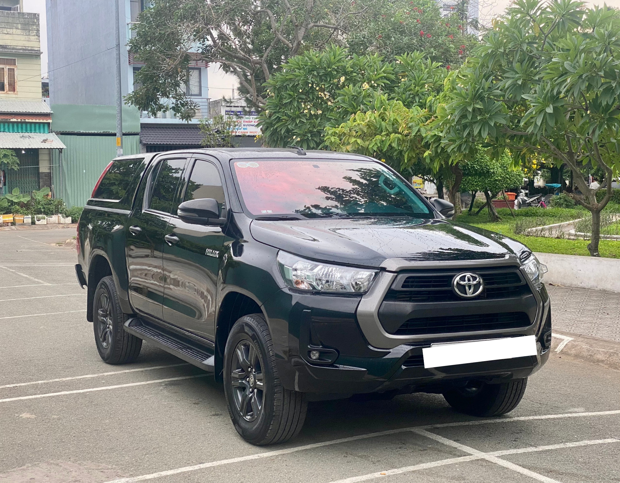Xe ô tô cũ Toyota Hilux 2.4E Mt 2021 Xe ô tô cũ Toyota Hilux 2.4E Mt 2021