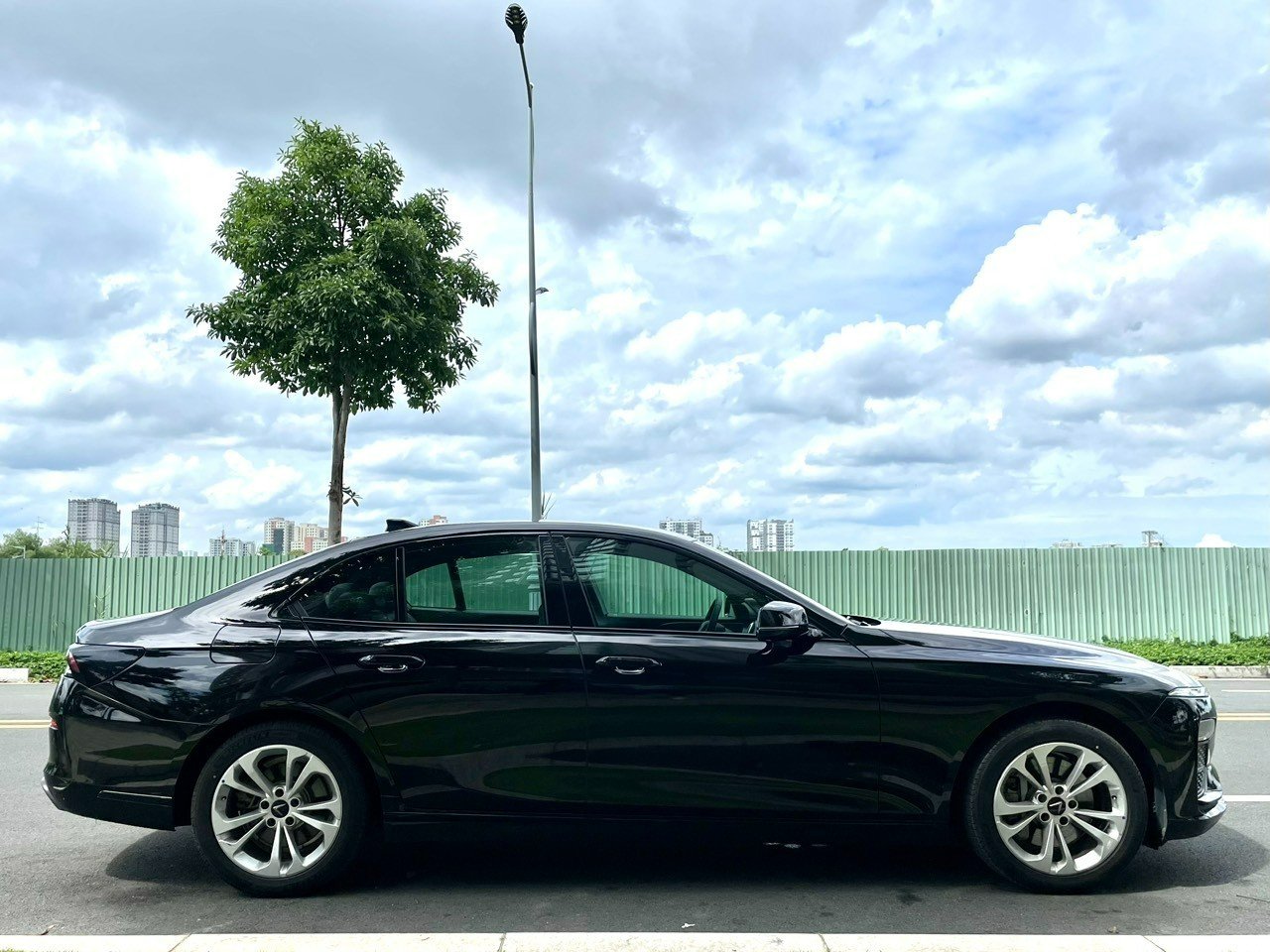 xe ô tô cũ Vinfast Lux A Base 2022 xe ô tô cũ Vinfast Lux A Base 2022