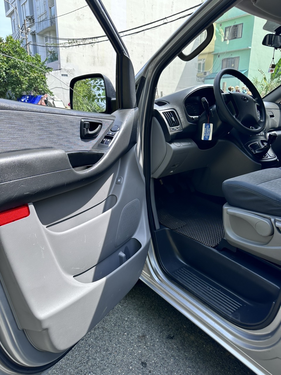 Xe ô tô cũ Hyundai starex van 2016 Xe ô tô cũ Hyundai starex van 2016