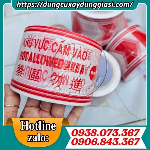 Băng rào công trình trắng đỏ