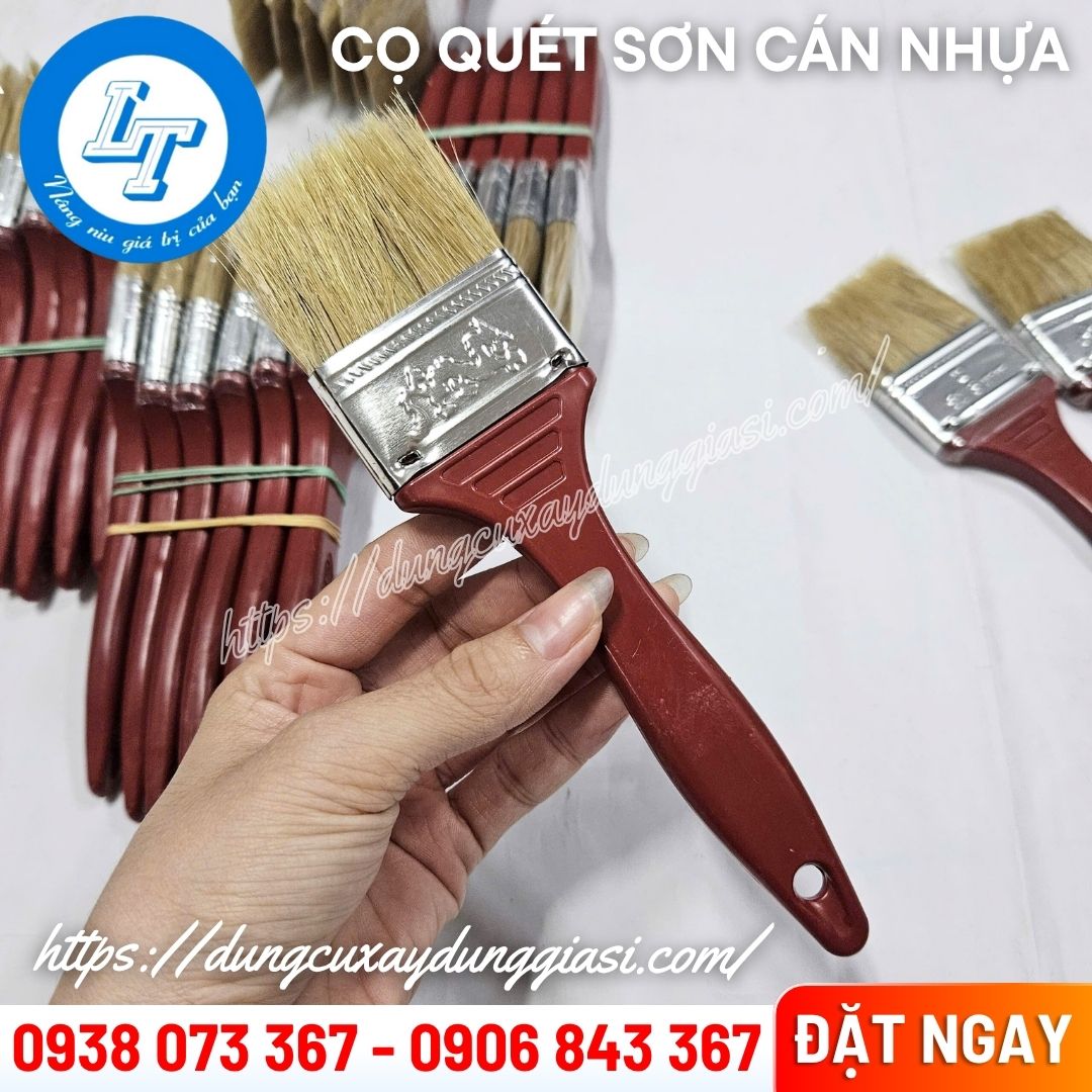Cọ quét sơn cán nhựa cầm tay
