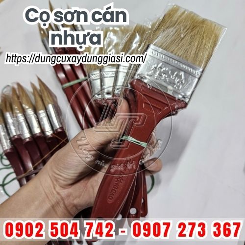 Cọ sơn cán nhựa