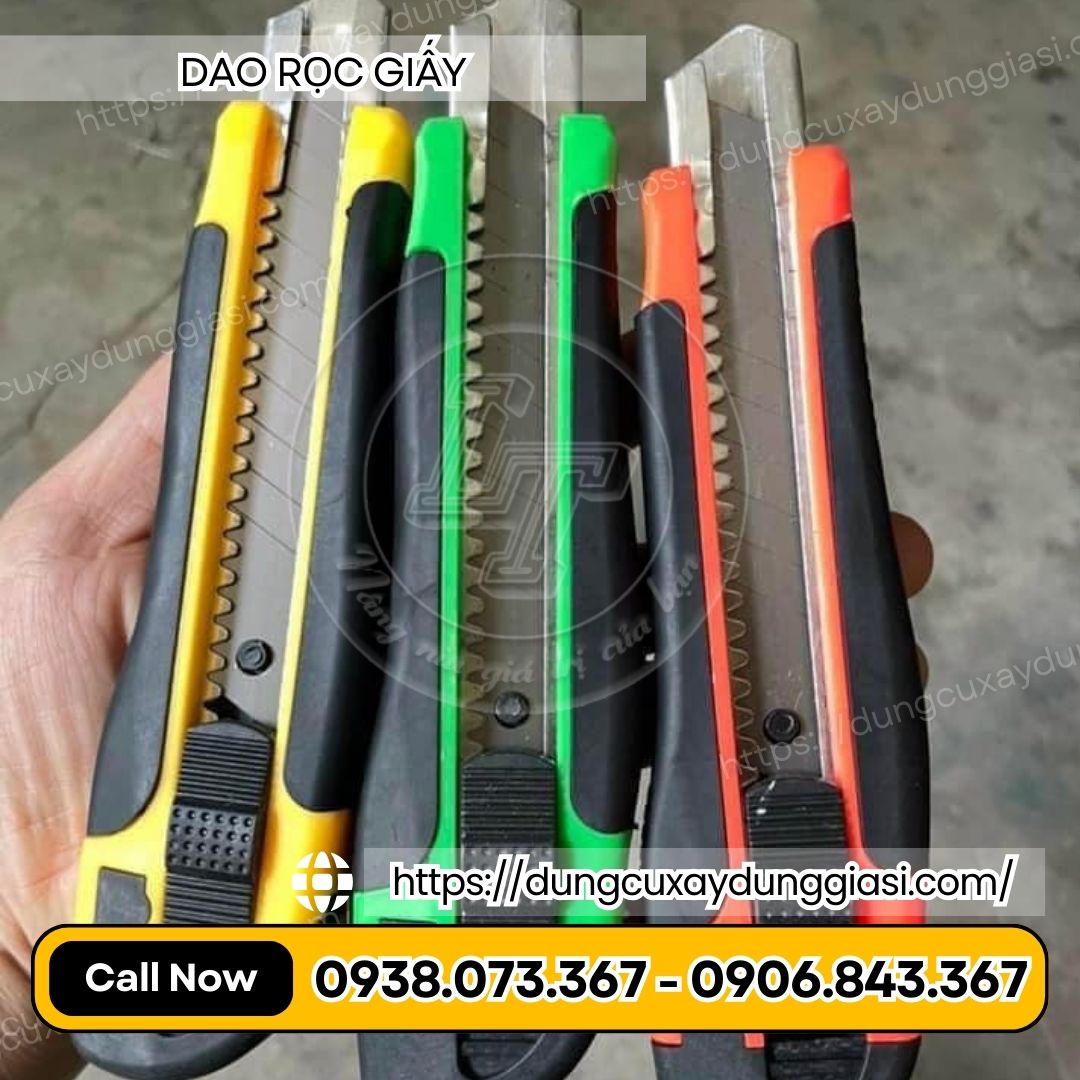 Dao rọc giấy đủ màu sắc