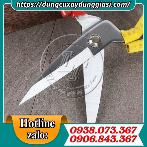 Kéo thép vàng đỏ lưỡi cắt sắc bén