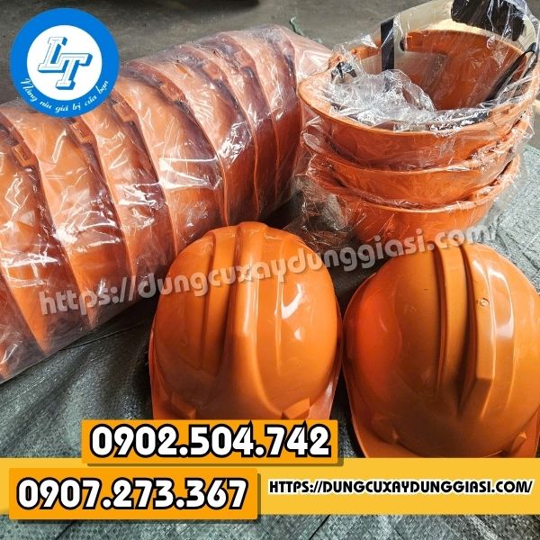 Nón bảo hộ có núm vặn điều chỉnh cứng cáp, chắc chắn