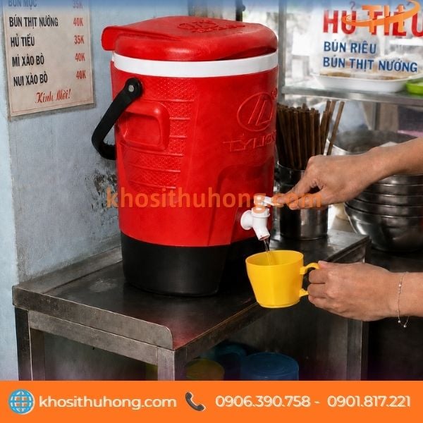 Ca nhựa nhỏ uống nước dùng cho quán ăn Ca nhựa nhỏ uống nước dùng cho quán ăn