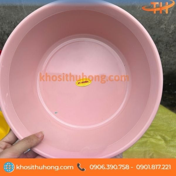 Thau nhựa tròn màu hồng Thau nhựa tròn màu hồng