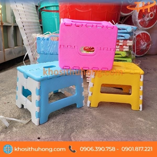 Ghế nhựa gấp gọn dử dụng cho gia đình Ghế nhựa gấp gọn dử dụng cho gia đình