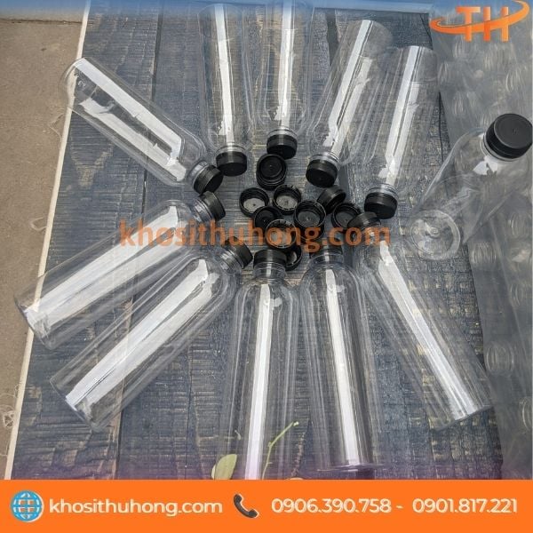 Chai nhựa trơn đơn giản và linh hoạt cho mọi loại nước Chai nhựa trơn đơn giản và linh hoạt cho mọi loại nước