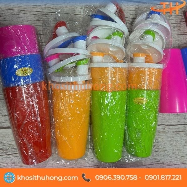 Thu Hồng phân phối sỉ ly nhựa cứng 500ml nắp bật tại TP.HCM Thu Hồng phân phối sỉ ly nhựa cứng 500ml nắp bật tại TP.HCM