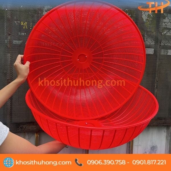 Lồng bàn đậy thức ăn tiện lợi cho gia đình Lồng bàn đậy thức ăn tiện lợi cho gia đình