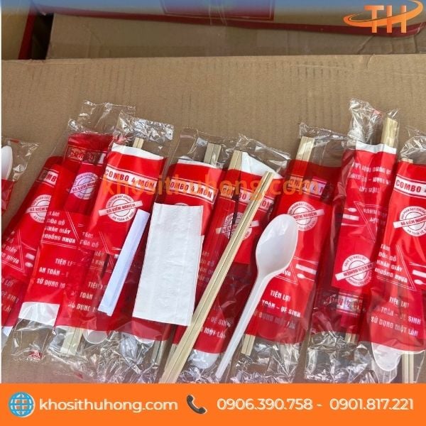 Combo 4 món muỗng đũa tăm giấy tiện lợi cho suất ăn mang đi Combo 4 món muỗng đũa tăm giấy tiện lợi cho suất ăn mang đi