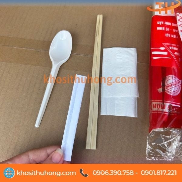 Tăm tre xỉa răng bao bì giấy Tăm tre xỉa răng bao bì giấy