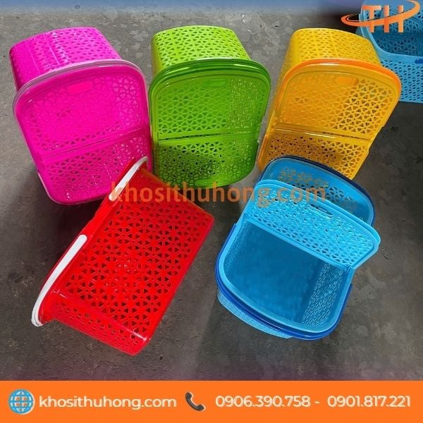Giỏ nhựa gia dụng 2 quai có nắp giá rẻ Giỏ nhựa gia dụng 2 quai có nắp giá rẻ