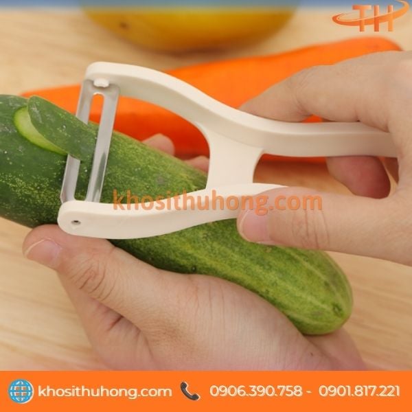 Dao bào vỏ rau củ trái cây giúp thao tác kéo bào thuận tiện Dao bào vỏ rau củ trái cây giúp thao tác kéo bào thuận tiện