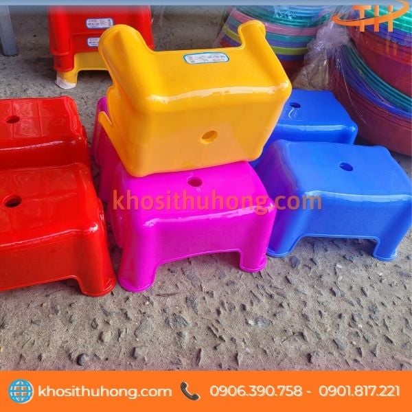 Ghế nhựa lùn nhiều màu sắc Ghế nhựa lùn nhiều màu sắc