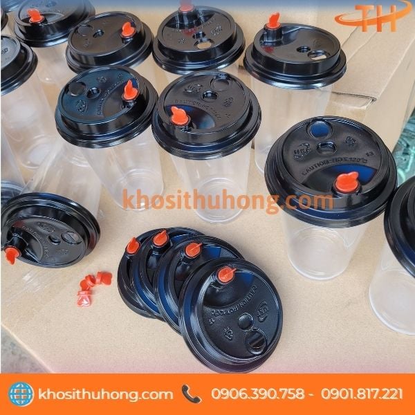 Ly nhựa nắp tim giá rẻ cho khách mua sỉ Ly nhựa nắp tim giá rẻ cho khách mua sỉ