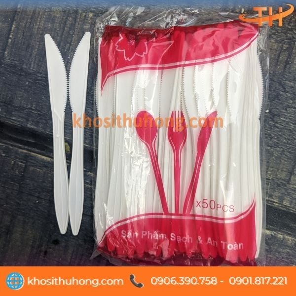 Dao nhựa trắng 15 cm tiện lợi khi sử dụng Dao nhựa trắng 15 cm tiện lợi khi sử dụng
