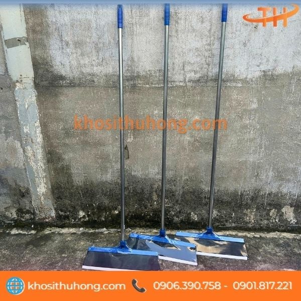 Dụng cụ vệ sinh cây cào nước cán dài Dụng cụ vệ sinh cây cào nước cán dài