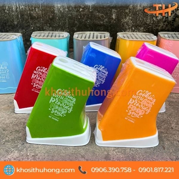 Hộp đựng dao giúp gian bếp gọn và chỉn chu hơn Hộp đựng dao giúp gian bếp gọn và chỉn chu hơn
