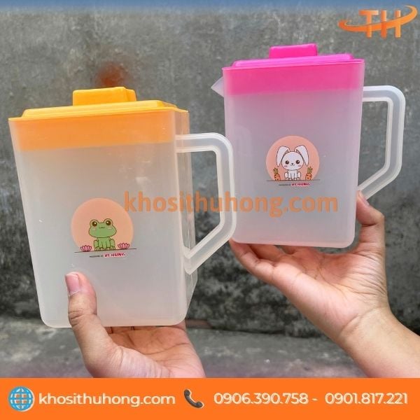 Ca đá vuông có nắp hoạ tiết hoạt hình Ca đá vuông có nắp hoạ tiết hoạt hình