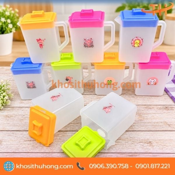 Ca nhựa đựng nước có nắp 1,2 lít giá sỉ cho đại lý Ca nhựa đựng nước có nắp 1,2 lít giá sỉ cho đại lý