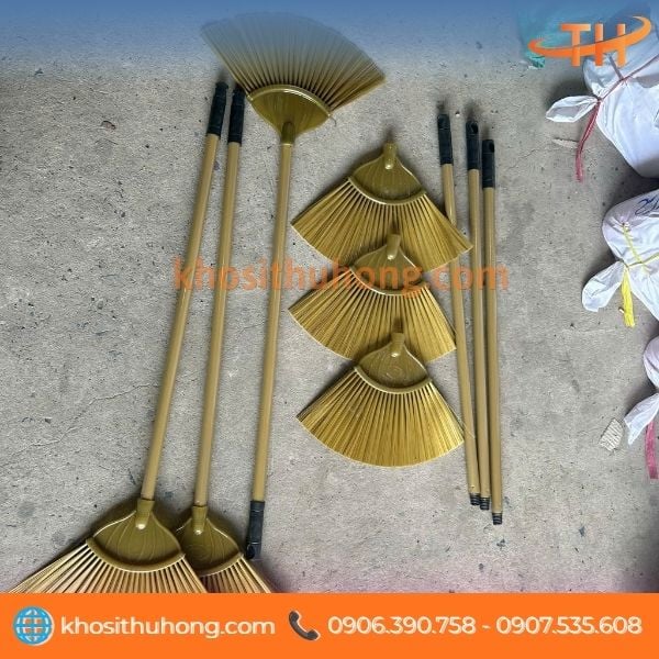 Chổi nhựa tiện lợi với nhiều khu vực Chổi nhựa tiện lợi với nhiều khu vực