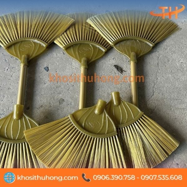 Thu Hồng cung cấp chổi nhựa quét nhà giá sỉ Thu Hồng cung cấp chổi nhựa quét nhà giá sỉ