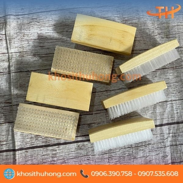 Bàn chải gỗ nhựa PP 12 x 4 x3 cm Bàn chải gỗ nhựa PP 12 x 4 x3 cm