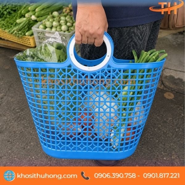 Giỏ nhựa đi chợ đựng thực phẩm Giỏ nhựa đi chợ đựng thực phẩm