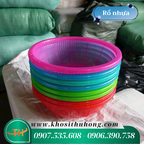 Rổ nhựa khá rẻ tiện lợi cho mọi gia đình
