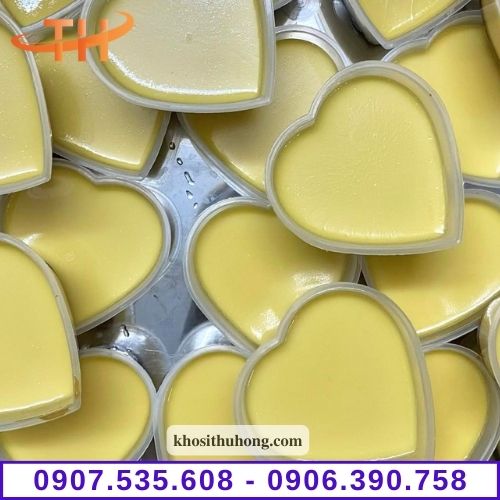 Hũ đựng bánh flan hình trái tim