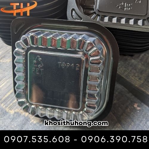 Hộp nhựa đựng bánh