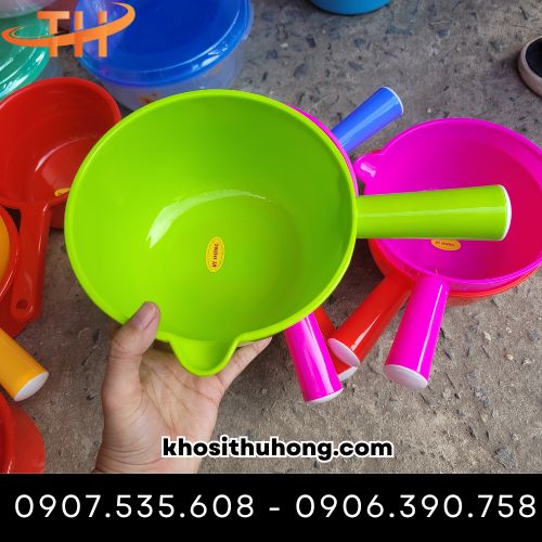 Gáo nước có mỏ