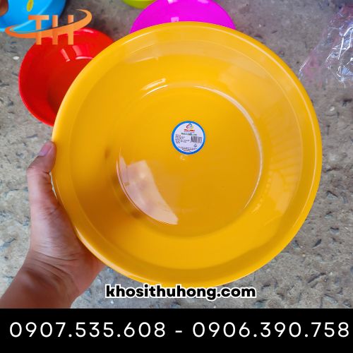 Thau nhựa tròn